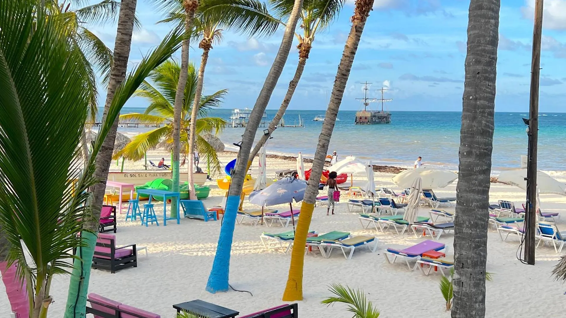 Olas Del Caribe - Vacation Suites With Rooftop Pool - Playa Los Corales Punta Cana 5*,  Dominicaanse Republiek