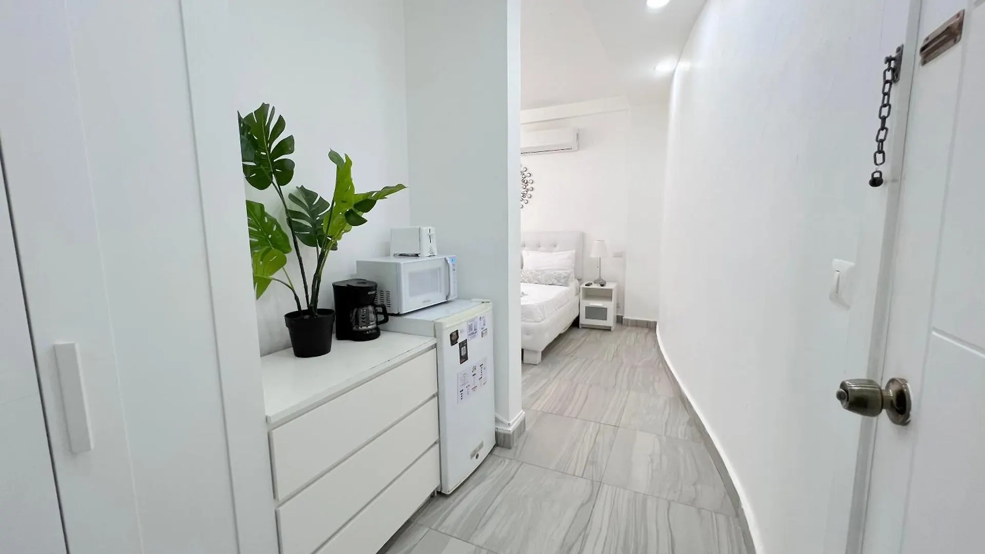 ***** Aparthotel Olas Del Caribe - Vacation Suites With Rooftop Pool - Playa Los Corales Punta Cana Dominicaanse Republiek