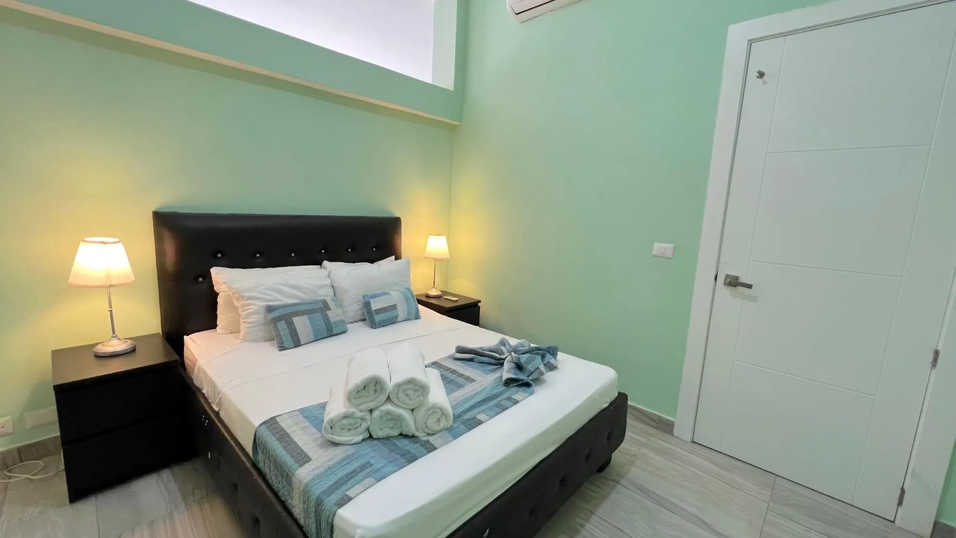 ***** Aparthotel Olas Del Caribe - Vacation Suites With Rooftop Pool - Playa Los Corales Punta Cana Repubblica Dominicana